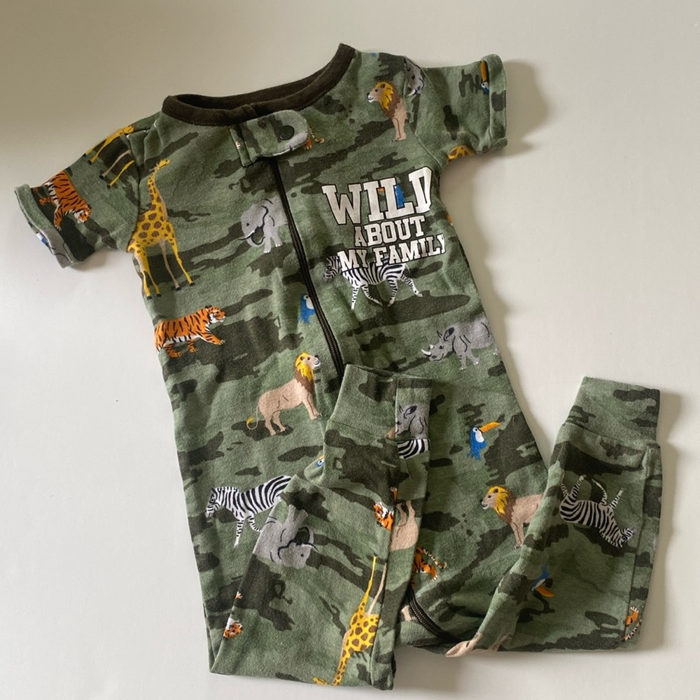 The Children’s Place 12-18m Onesie Pajamas